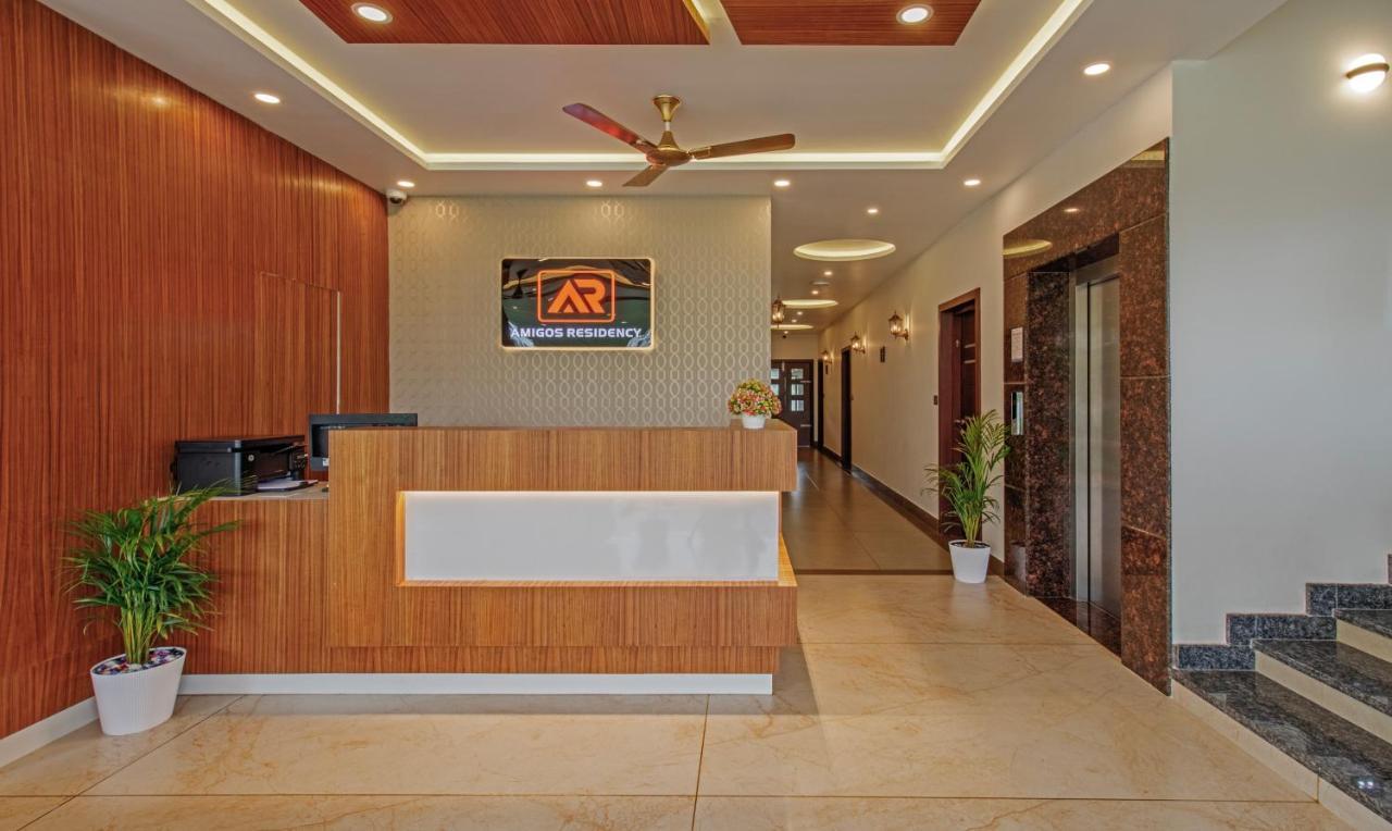 Treebo Amigos Residency Cochin Airport Hotel Kochi エクステリア 写真