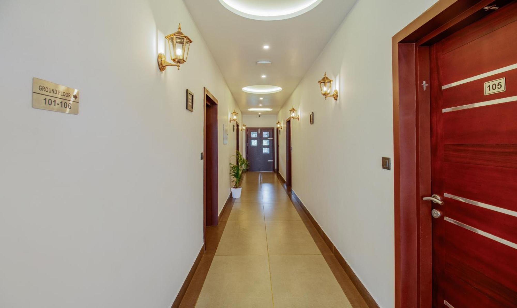 Treebo Amigos Residency Cochin Airport Hotel Kochi エクステリア 写真