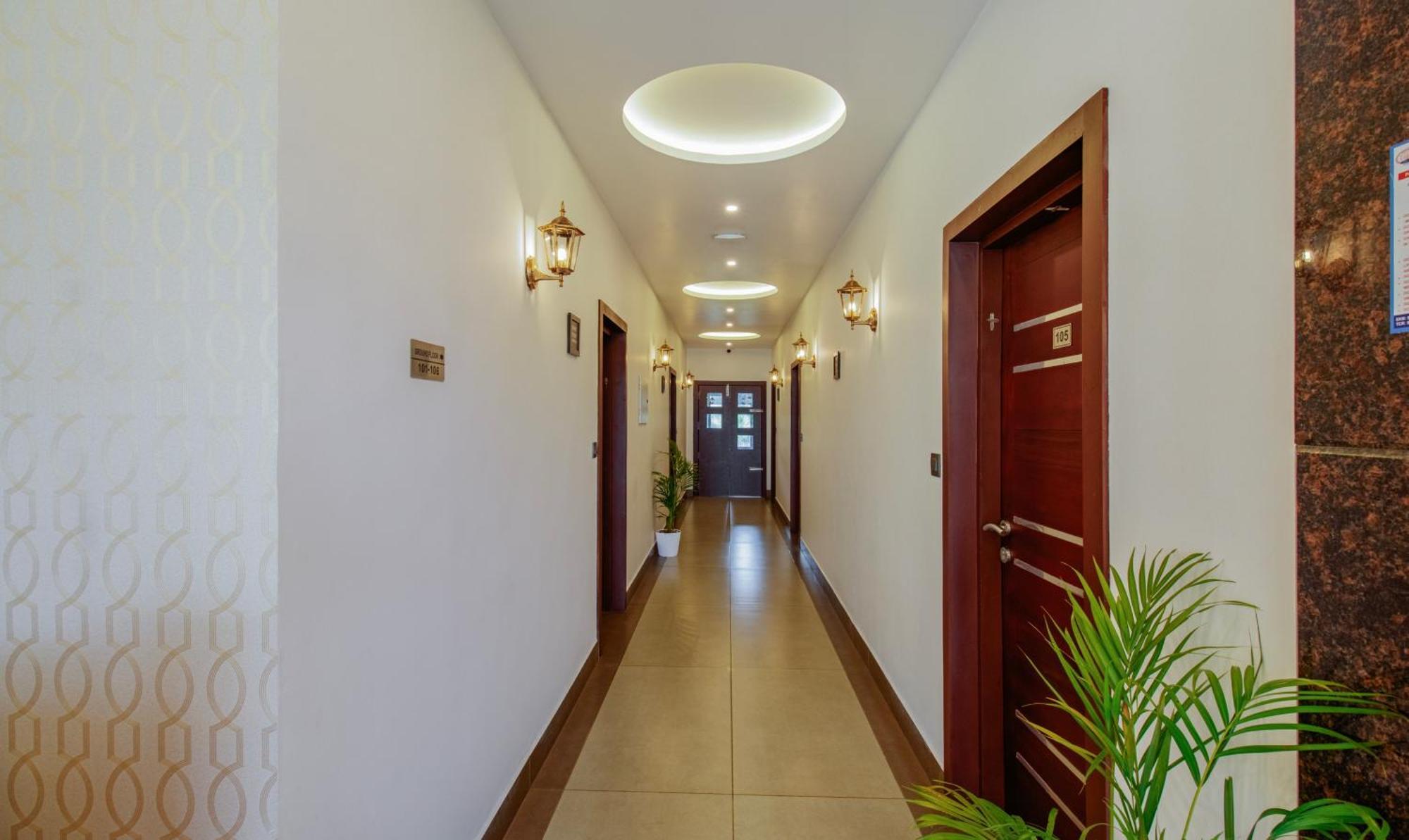 Treebo Amigos Residency Cochin Airport Hotel Kochi エクステリア 写真
